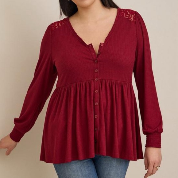 Torrid Babydoll Knit VNeck Button Front Lace Inset Peasant Top Red Plus SZ 3X - Picture 4 of 14